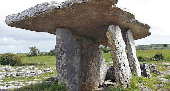photo of Poulnabrone dolmen