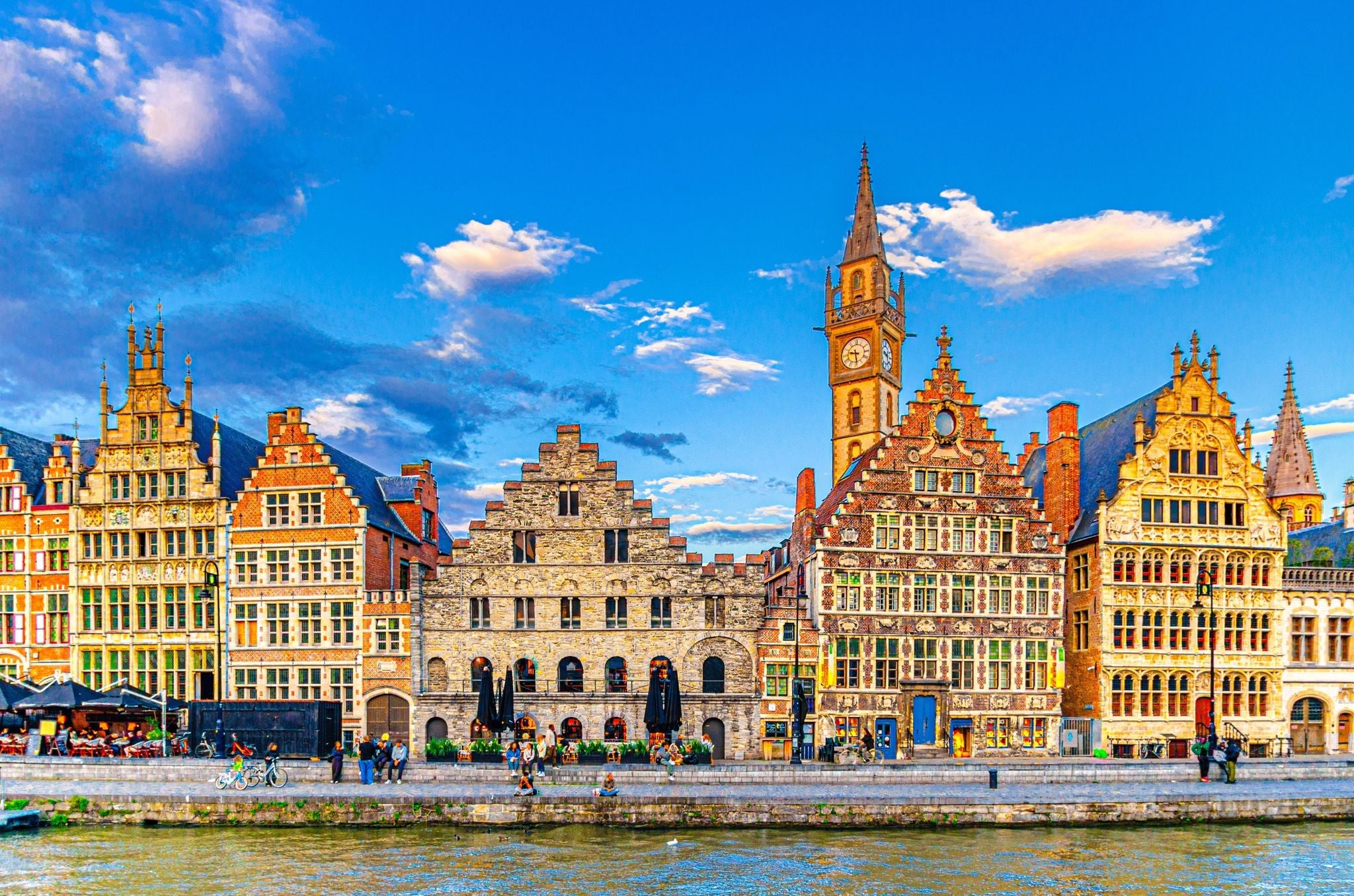 shutterstock_2489962875 (1).jpg