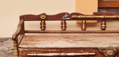 Secrets of Lviv courtyards and street art