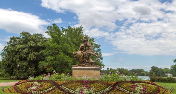 Photo of Garden tete d or (Parc de la Tete d'Or) in Lyon, France.