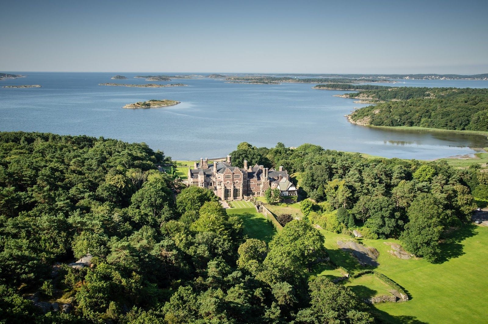 photo of aerial view of Tjolöholm Castle in Kungsbacka, Sweden.