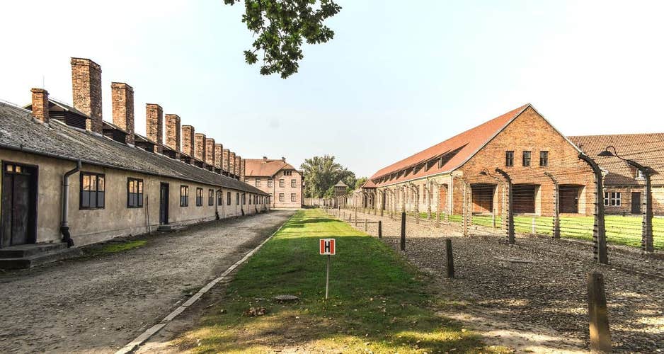 Warsaw to London Vistas (Summer)