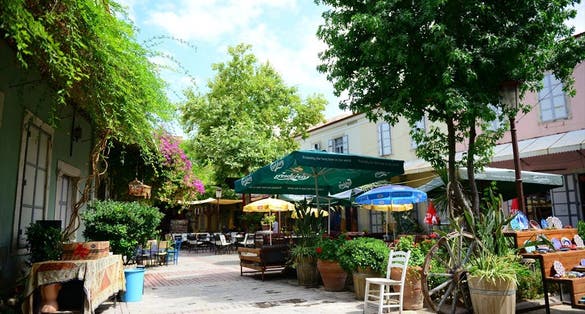 photo of Kemeraltı Bazaar in Izmir, Turkey.