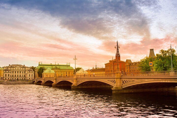 Tour a piedi di 3 ore, piccolo gruppo max 10 persone Stoccolma