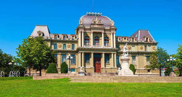 photo of the Palace of Justice in the Esplanade of Montbenon in Lausanne, Switzerland.