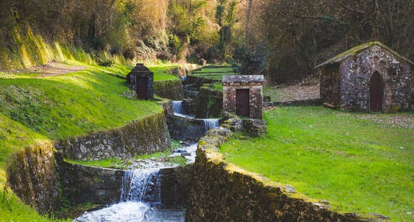 PHOTO OF Italy, Tuscany, Lucca, Acquedotto Nottolini, Nature walk on foot or by mountain bike Aqueduct and park "At the Golden Words" about 4 kilometers, Via Francigena .