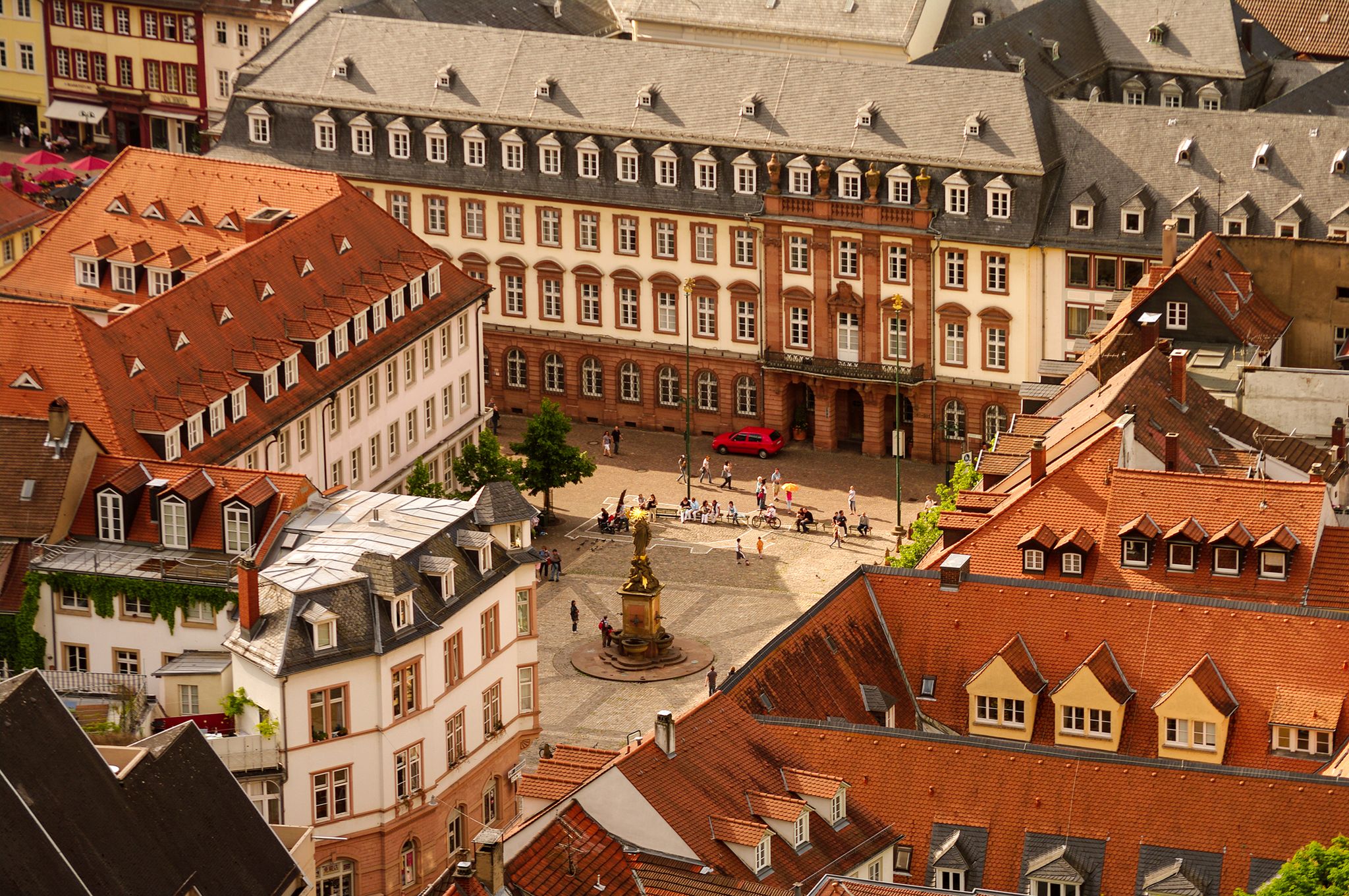 photo of ariel view of The Madonna statue in Kornmarkt square, Heidelberg, Germany.