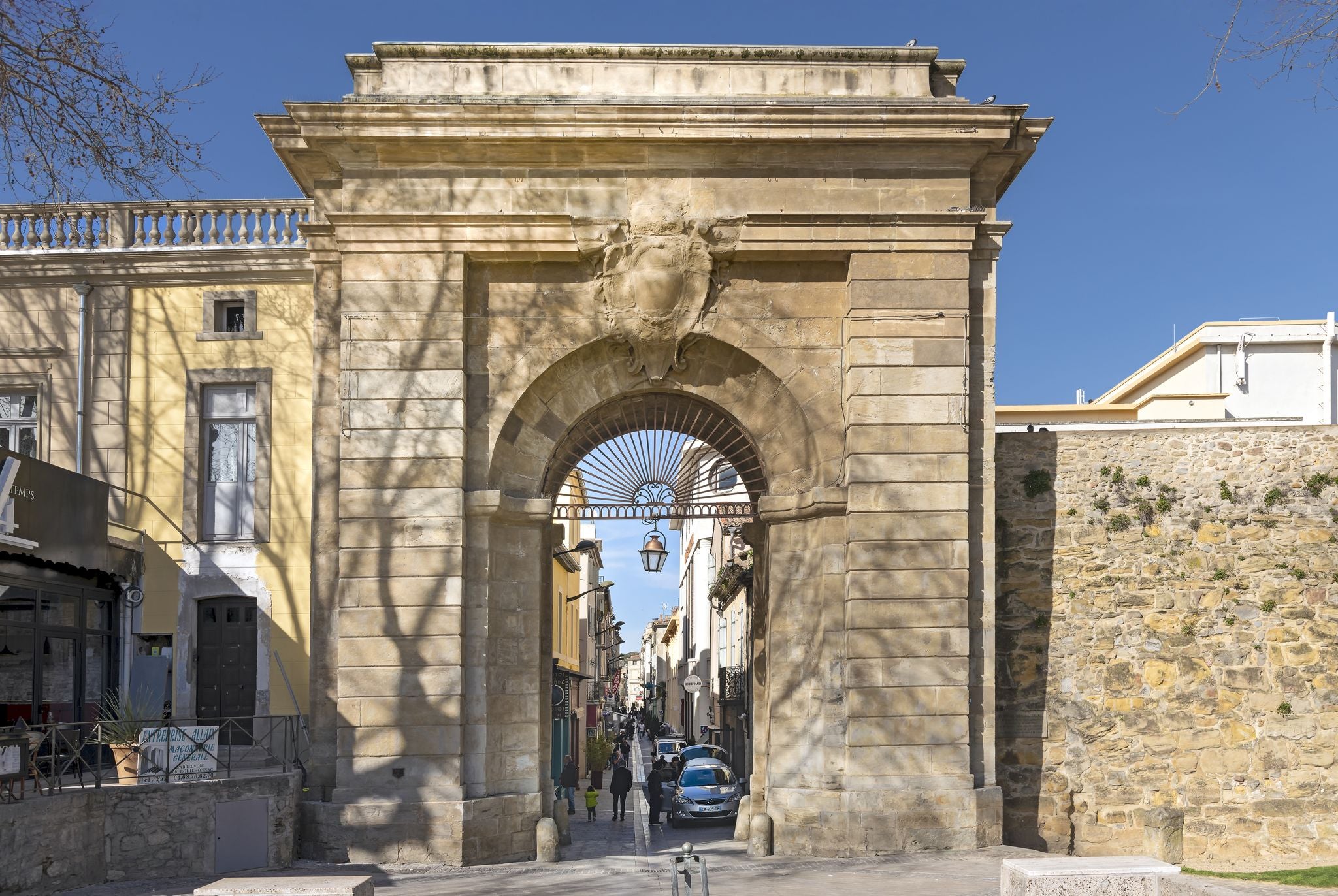 Portail des Jacobins travel guide