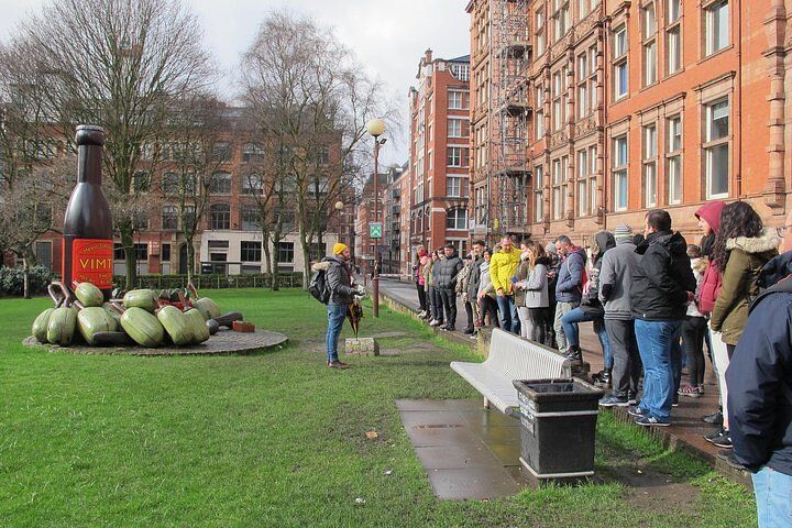 Manchester Guided Walking Tour in Spanish