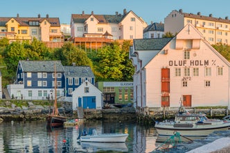 shutterstock_2450769917 (1).jpg