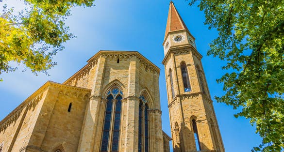 photo of view Tuscany - Italy: Arezzo Cathedral (Cattedrale di Ss. Donato e Pietro). It's a Roman Catholic cathedral in the city of Arezzo in Tuscany, Italy.
