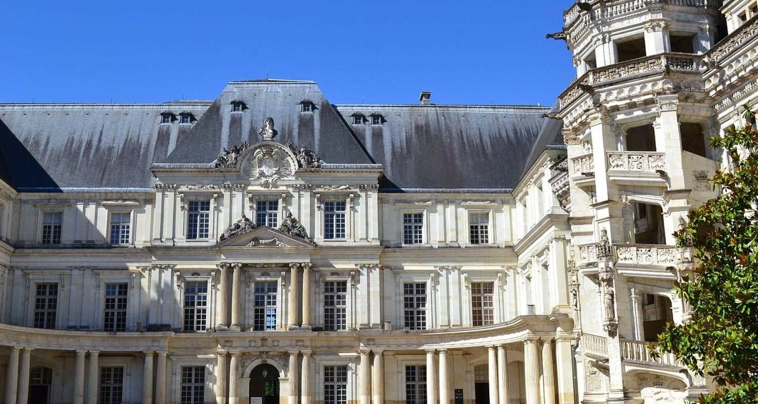 Chateau de Chambord to Atlantic Coast