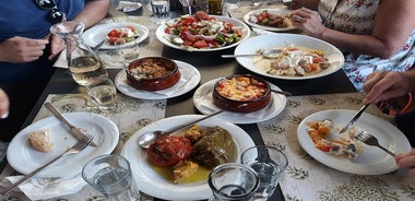 Wine & Olive Oil Tour with Lunch - Semi Private Safari Tour 