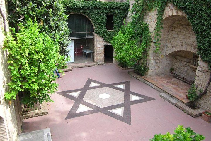 Girona History and Legends Tour Small Group from Girona