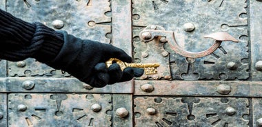 Poznan: Spy-Themed Walk & Game with Host