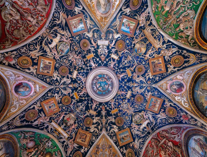 shutterstock_2354137377 (1).jpg