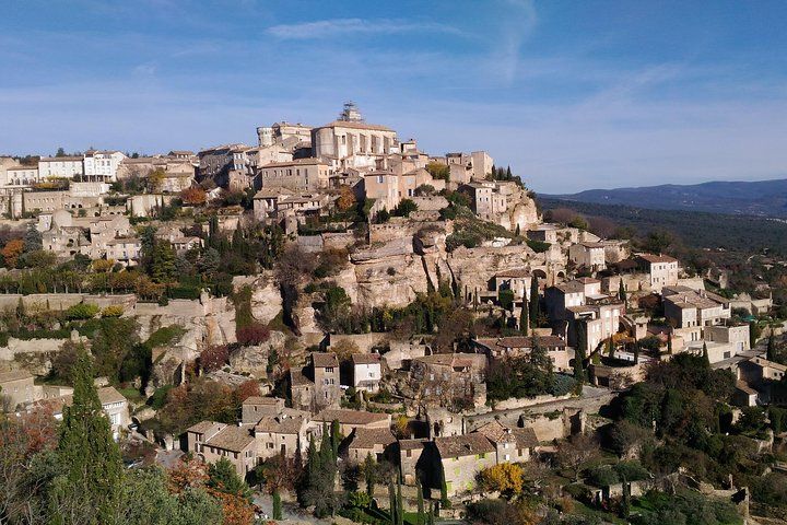 Provence Wineries and Luberon Villages Day Trip from Aix-en-Provence