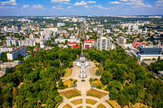 Best Time to Visit Moldova: The Ultimate Guide