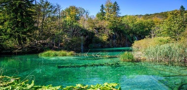 Zagreb to Split Group Transfer with Plitvice Lakes guided Tour