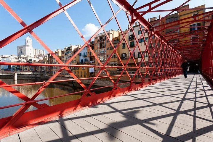 Girona Guided Tour with Cathedral, Arab Baths & St Feliu Basilica