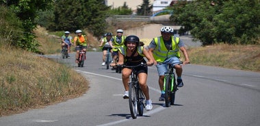 LOCAL FLAVORS! Half-Day Bike Tour with Olive Oil Tasting