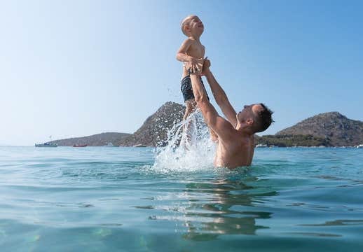 Visiting Greece In August? Tips You Should Know