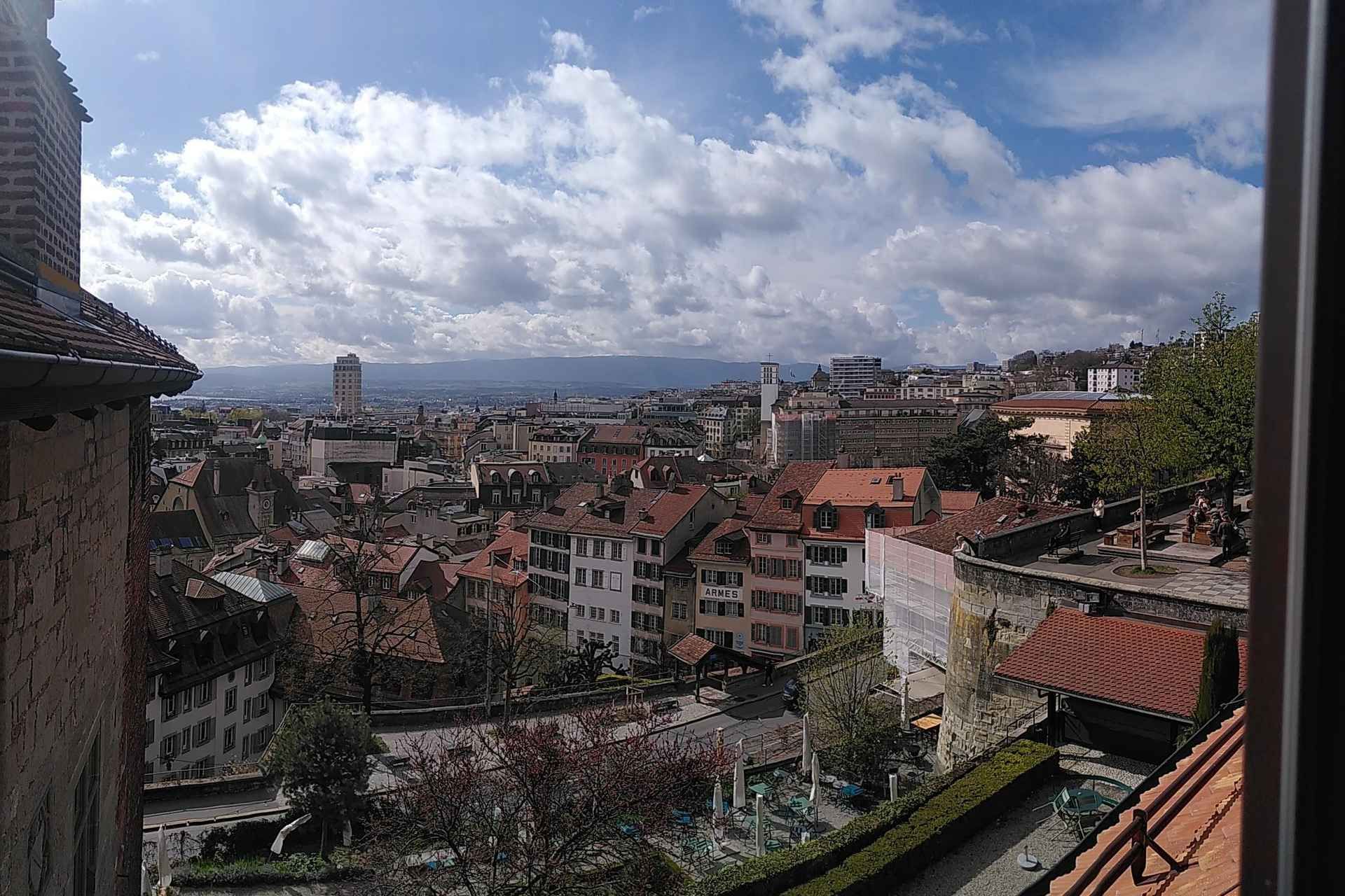 Lausanne: Cultural and Historical Guided Walking Tour