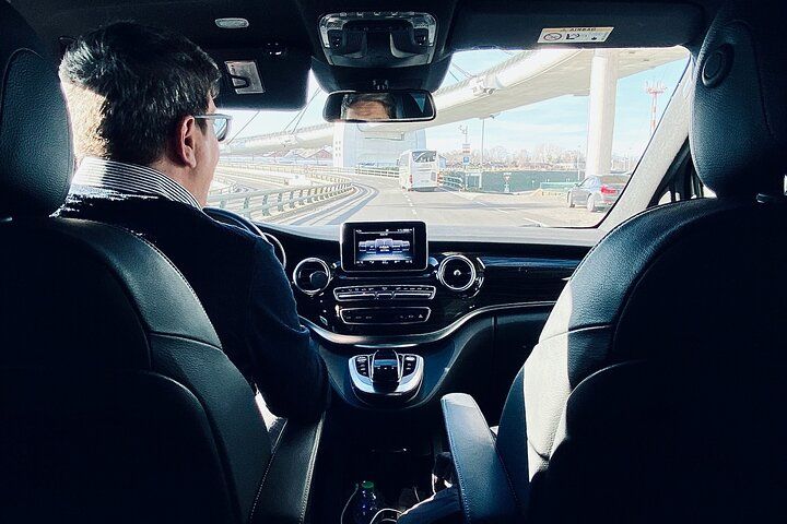 Transfer service from Comiso airport to different cities