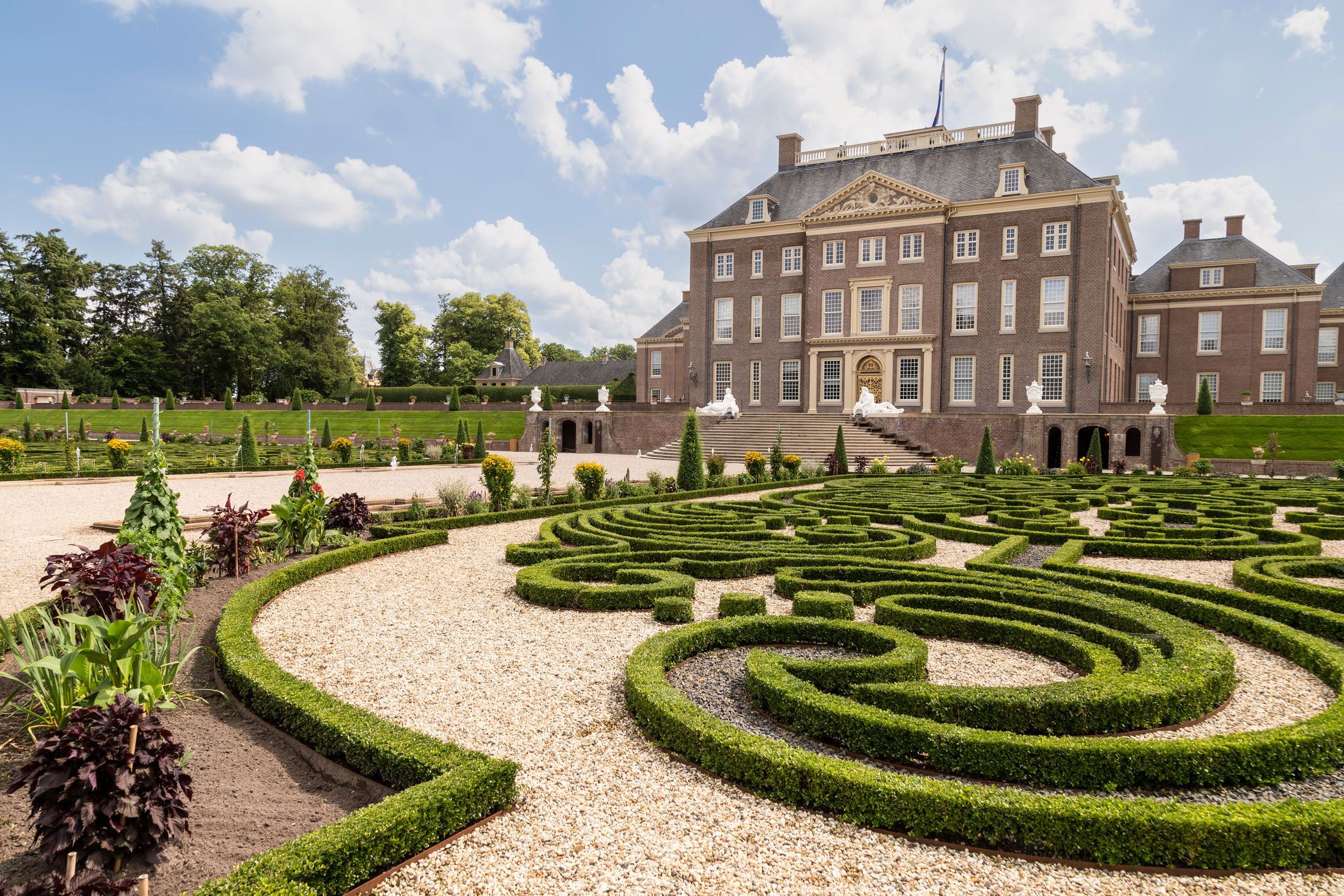 photo of National Museum Paleis het Loo near Apeldoorn in the Netherlands.