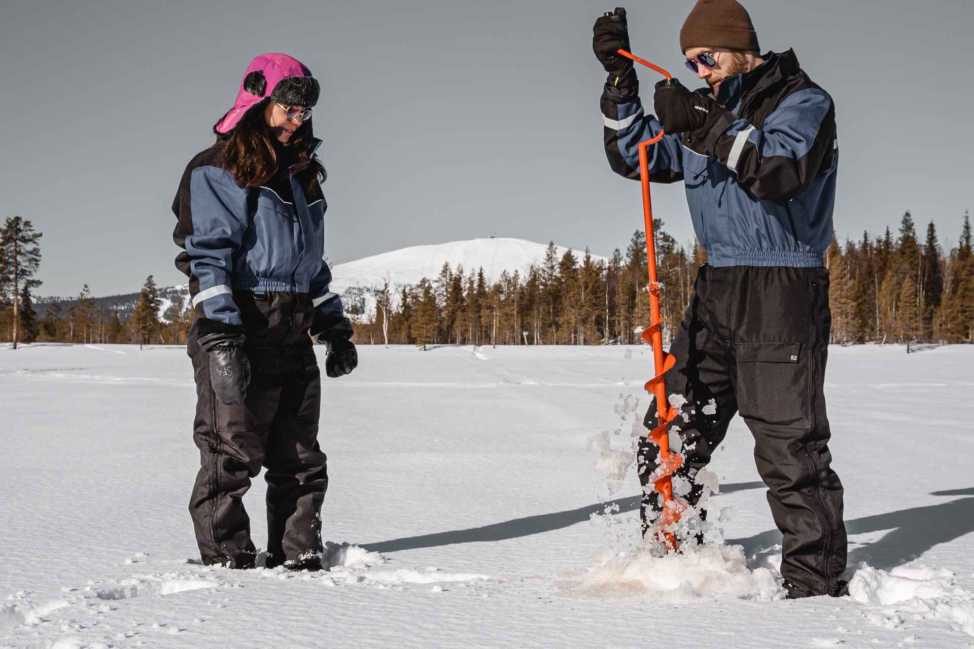 Saariselkä: Arctic Ice Fishing Experience