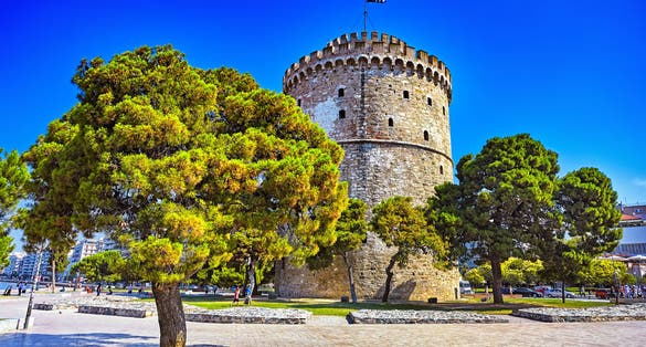 Photo of the White Tower in Thessaloniki, Greece.