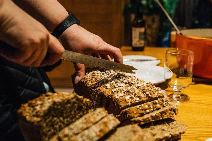 Bread, Beer & Bia: Irish Cooking Class & Dinner in Dublin