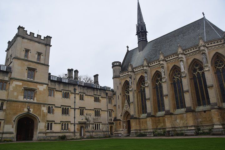 Inspector Morse, Lewis and Endeavour Oxford Walking Tour