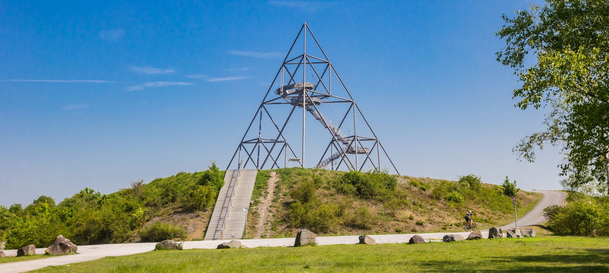 photo of view of Park on top of the hill at the tetraheron of Bottrop, Germany