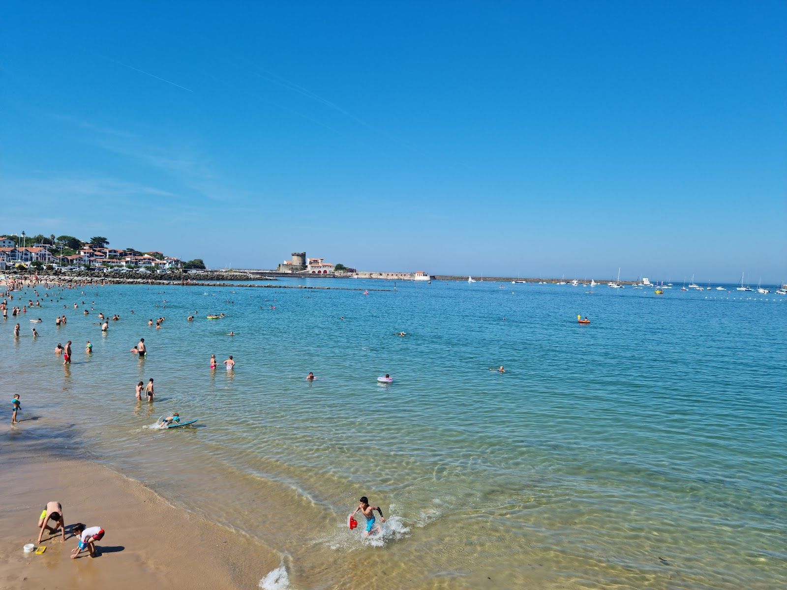 Plage du Fort de Socoa, Ciboure, Bayonne, Pyrénées-Atlantiques, New Aquitaine, Metropolitan France, France