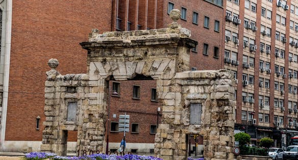 Photo of Carmen door in Zaragoa, Spain.