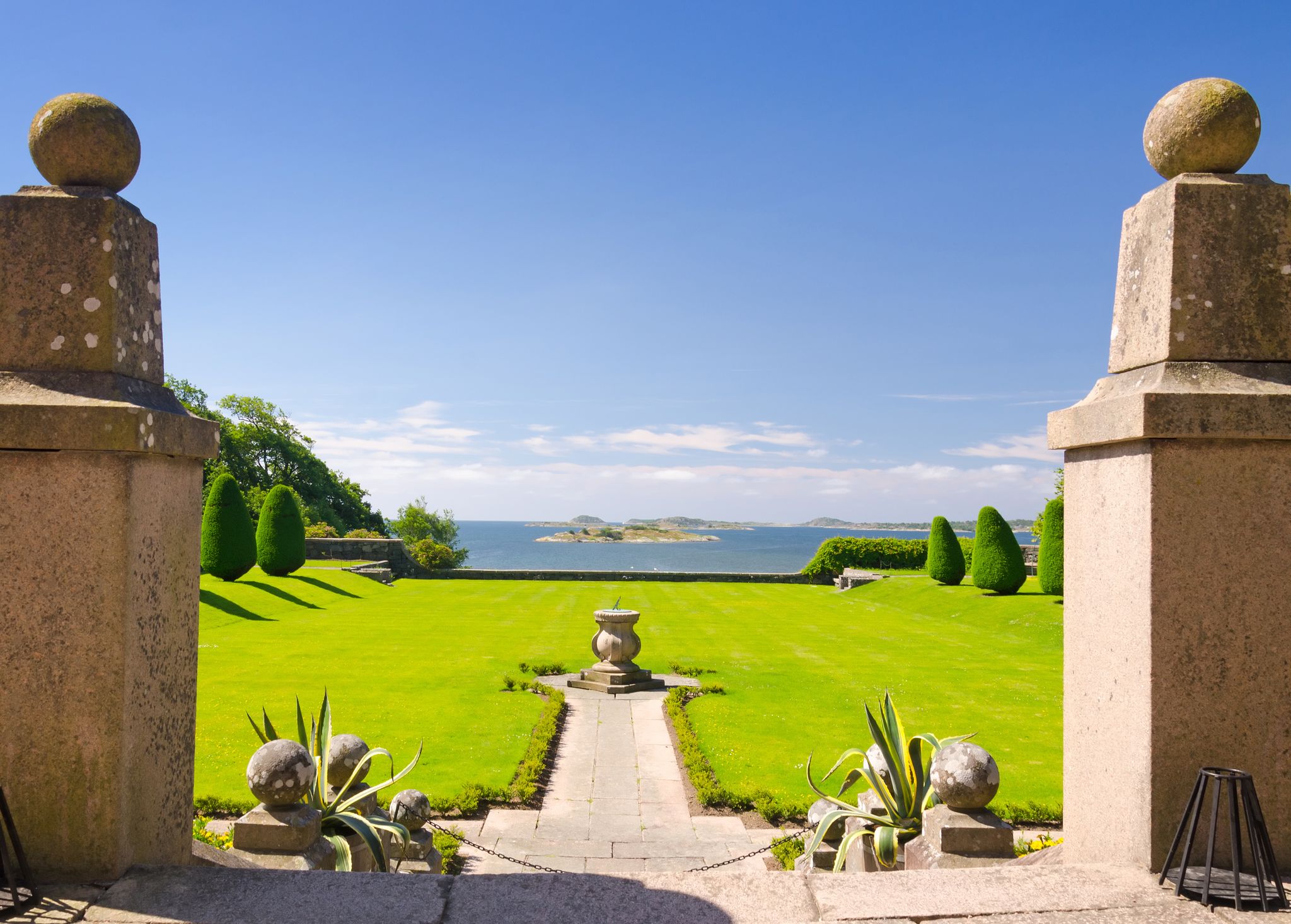photo of entry way to Tjolöholm Castle garden in Kungsbacka, Sweden.