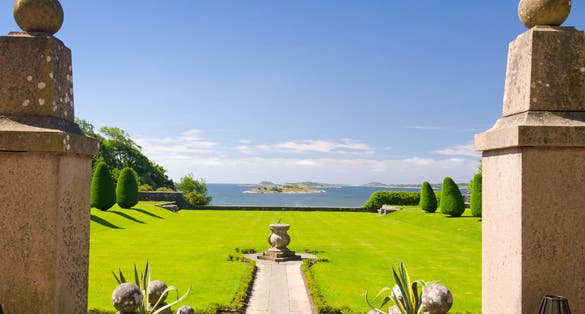 photo of entry way to Tjolöholm Castle garden in Kungsbacka, Sweden.