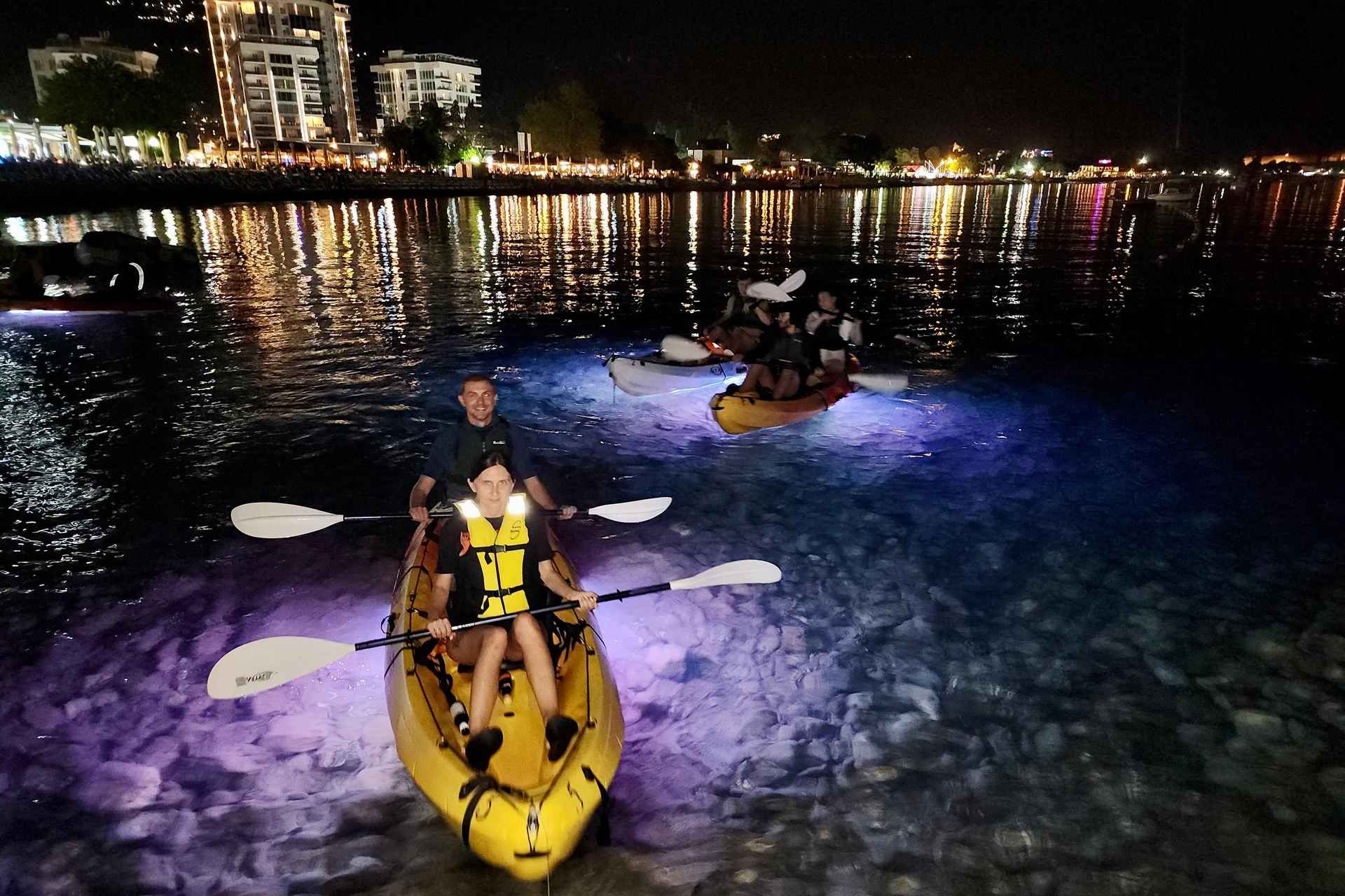 Budva: Night Lights Kayaking Tour