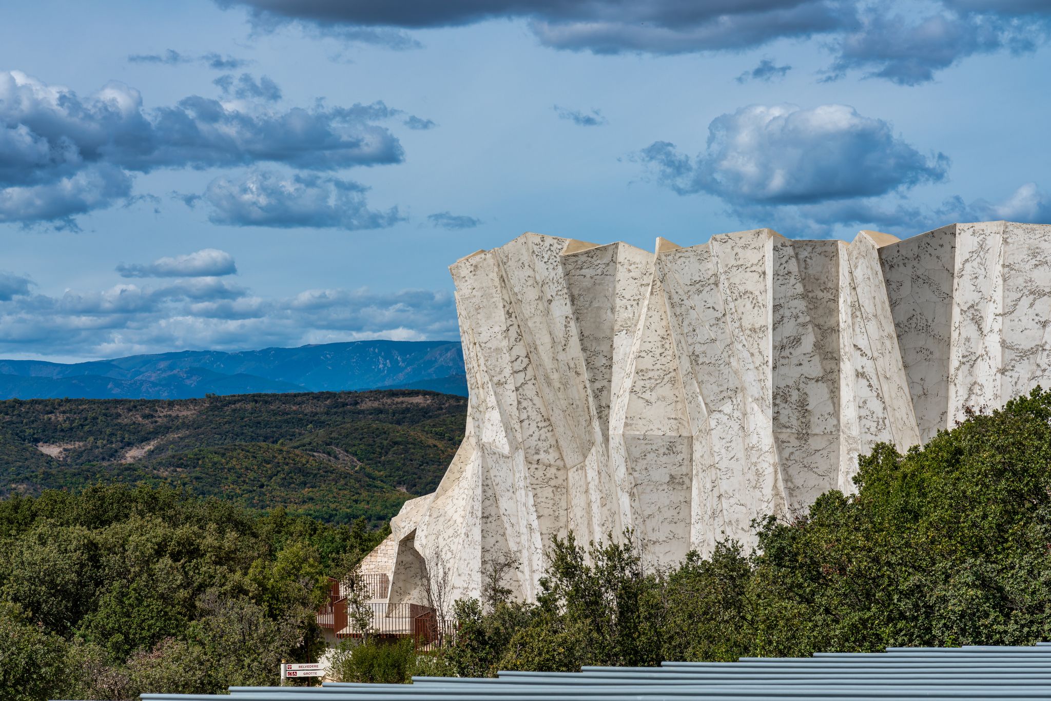 Grotte Chauvet 2 - Ardèche travel guide