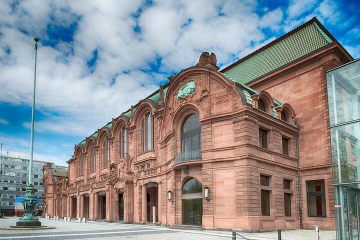 Self-guided scavenger hunt and city game in Mannheim