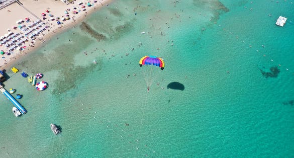 Photo of Sea, sand, sun and parachute all in one in Didim, Turkey.