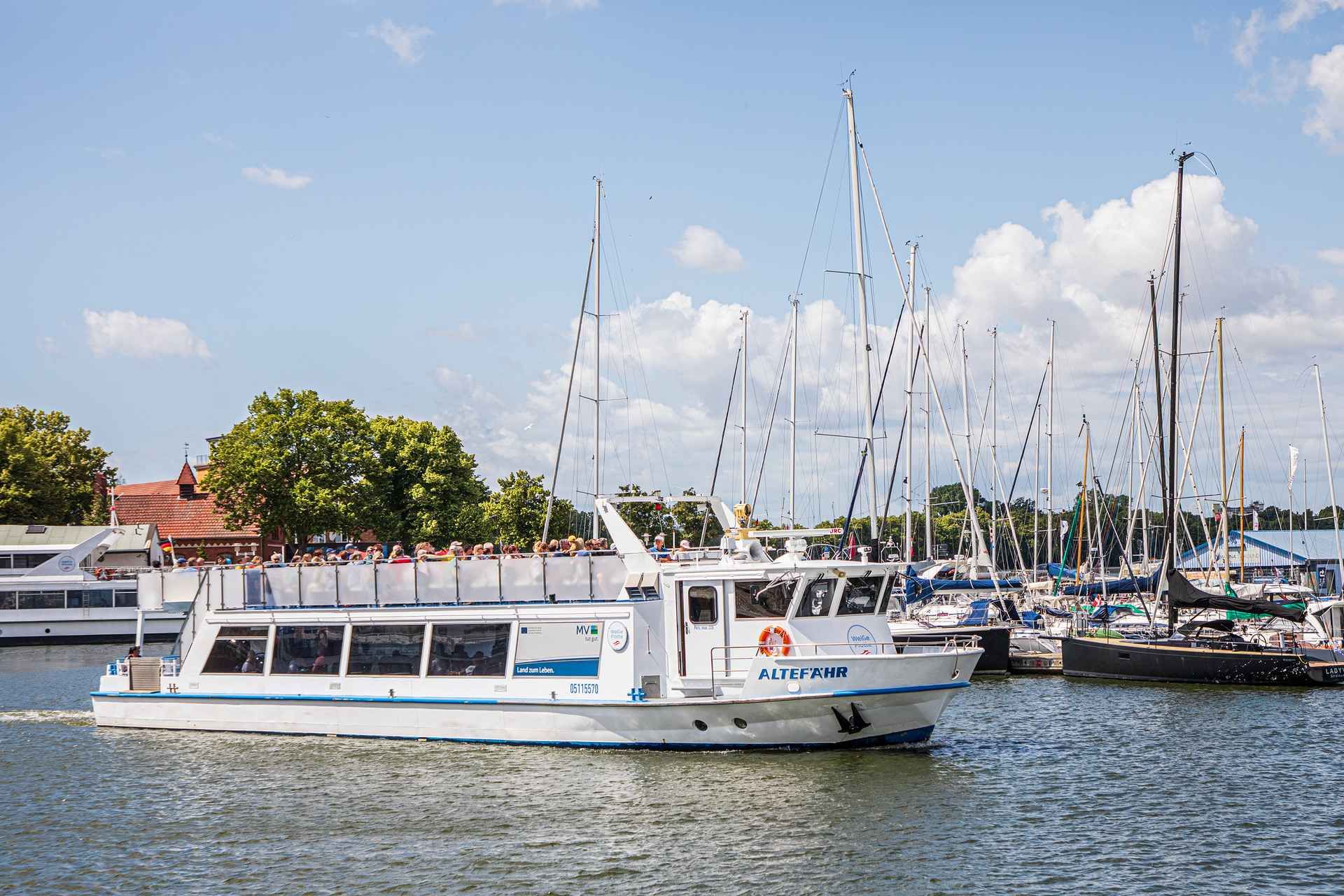 Stralsund: 1-Hour Harbor Cruise