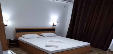 Eforie Nord: Blue Sky Hotel Accommodation with Breakfast