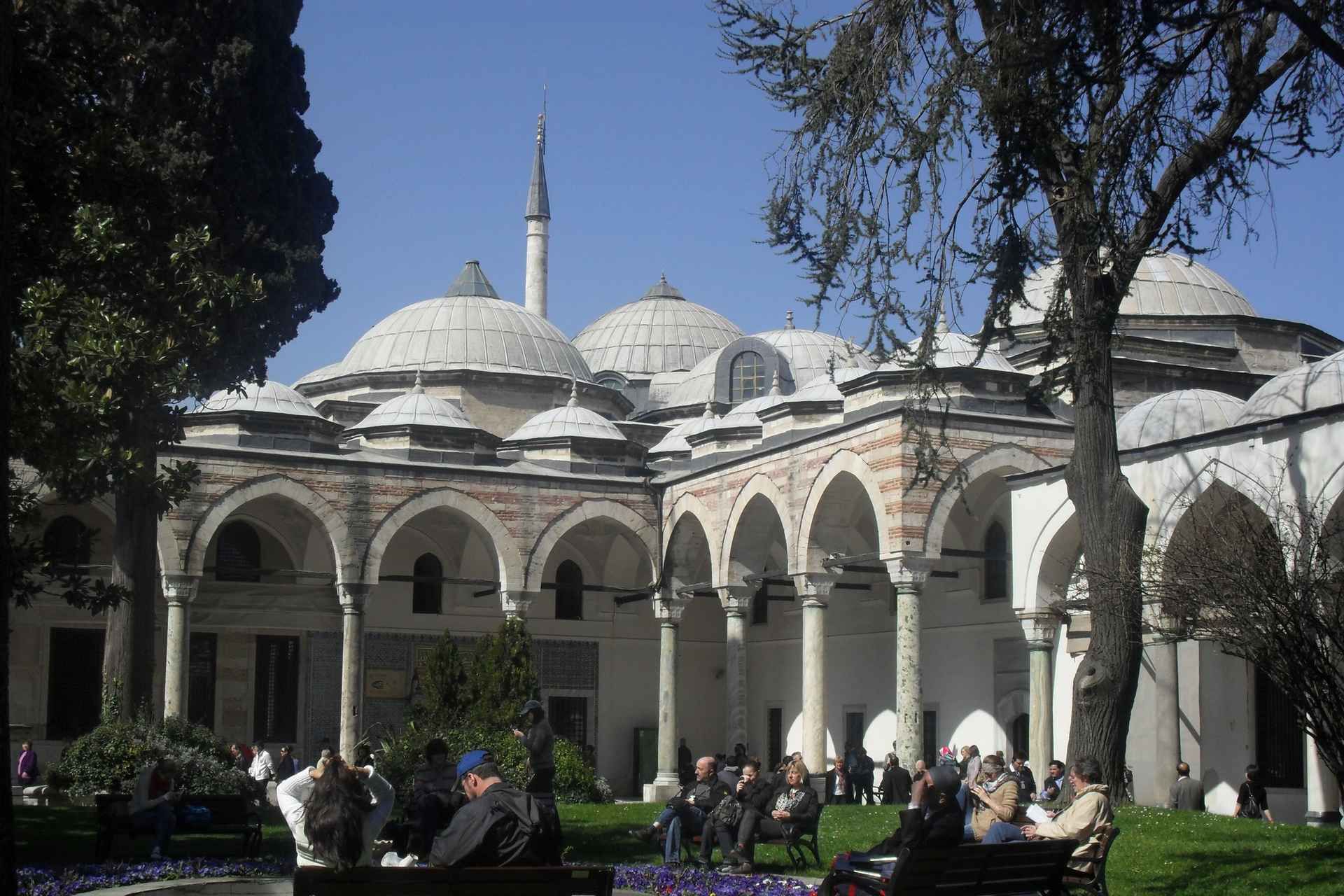 Istanbul: Half-Day Tour with Topkapi Palace