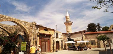 Limassol: Private Walking Tour with a Local