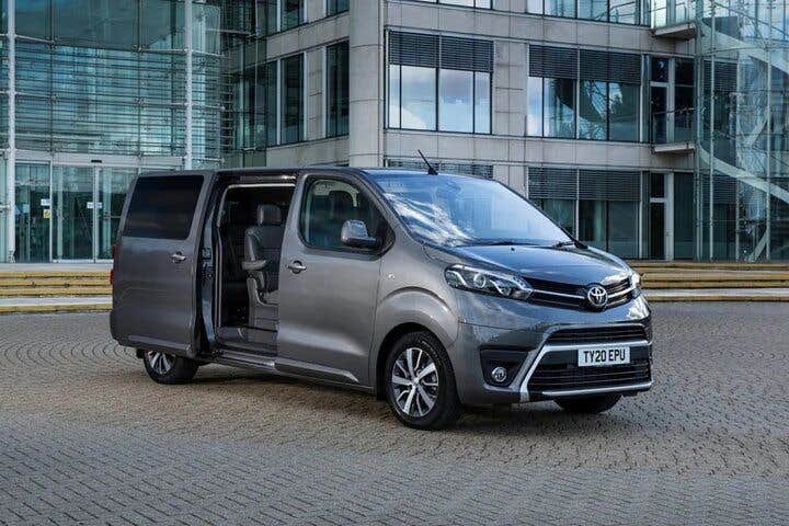 Private Full Golden Circle Tour and Secret Lagoon by Luxury VAN