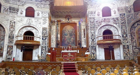 photo of view of Altare maggiore Chiesa del Santissimo Salvatore, Bologna, Italy.