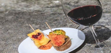 Bilbao: Basque Food Tour and Wine Tasting with Guide