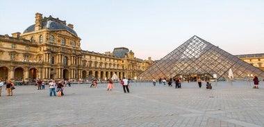Louvre Museum Masterpieces Guided Tour with Reserved Access